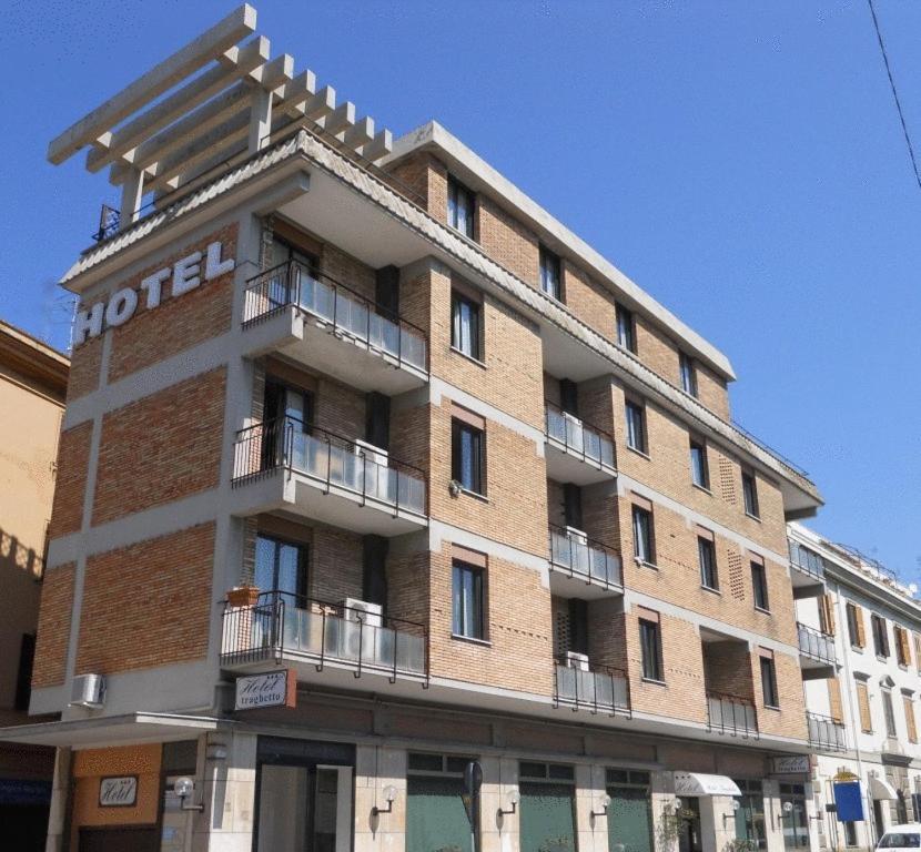 Hotel Traghetto Civitavecchia Exterior photo