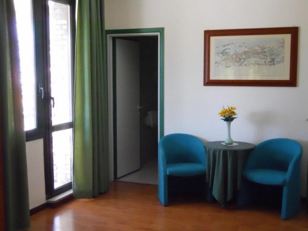 Hotel Traghetto Civitavecchia Exterior photo
